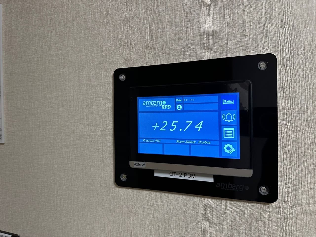 Monitor for Negative and Positive Pressure Measurement